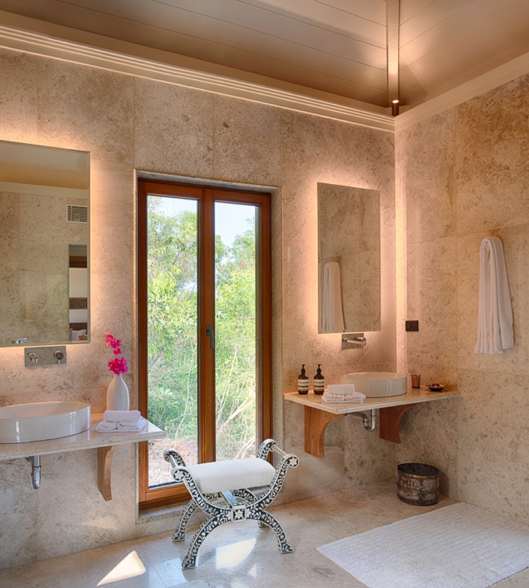 Elephant Suite interior