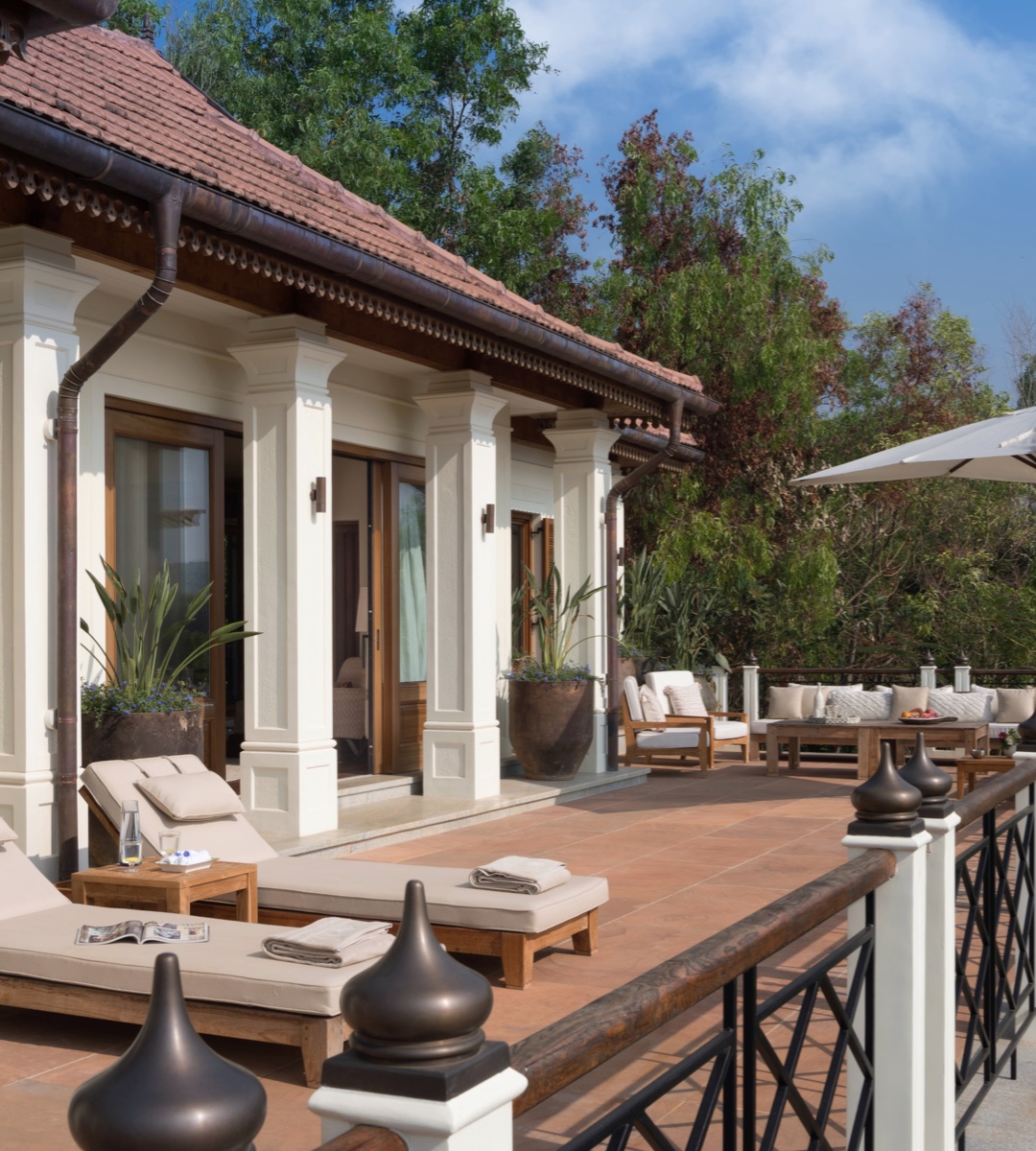 Peacock Suite interior